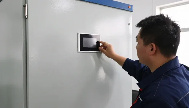 电缆桥架配电方案怎么做得更稳:电气设备一线经验